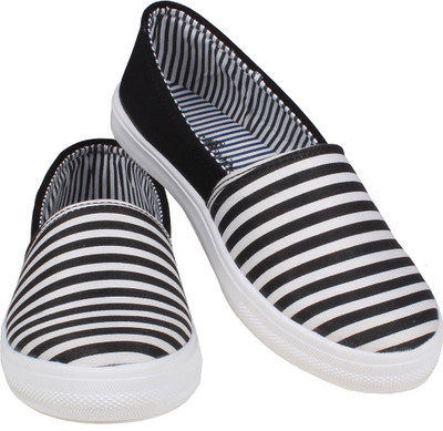 

lords & ladies Loafers For Women(Black