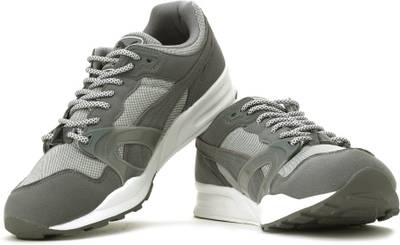 Puma Sneakers