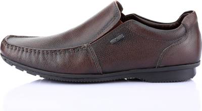 Red Tape Slip On