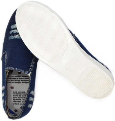 

Blue Pop Loafers For Men(Navy