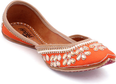 

Paduki Ethnic Footwear Mojaris For Women(Orange