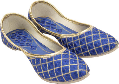 

Footrendz Blue bling Jutis For Women(Blue), Blue:: gold
