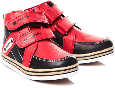 

Trilokani Boys, Red