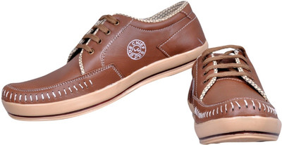 

The Scarpa RDS CHIEF Walking Shoes For Men(Tan, Camel