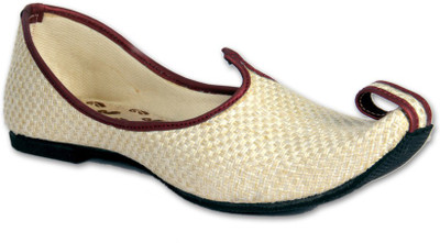 

Panahi Ethnic and Traditional Jute Slip On Red Men Mojaris For Men(Red