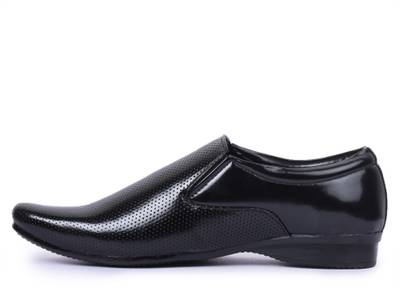 Baaj Slip On