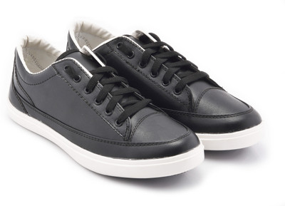 

Boysons stylish opera46 black Corporate Casuals For Men(Black