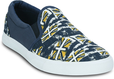 

Get Glamr MAGNUS Slip On Sneakers For Men(Yellow, Blue