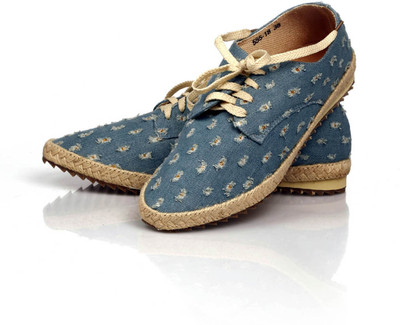 

Fascino Sequin Ripped Denim Blue Casuals For Women(Blue