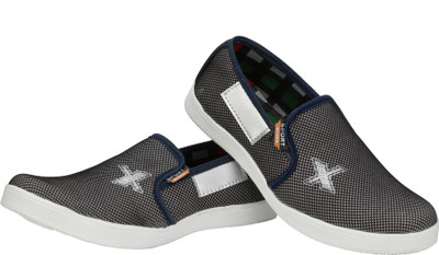 

Resto Casual Canvas Shoes For Men(Black
