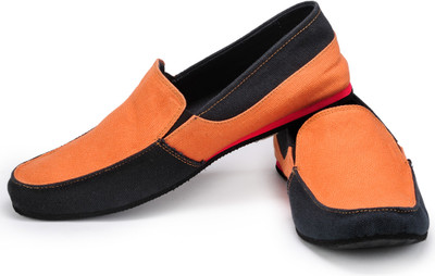 

FUNK Holly Orange and Black Canvas Shoes For Men(Orange, Black