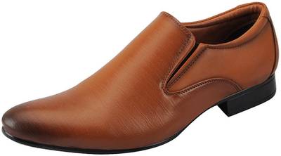 Bata Slip On