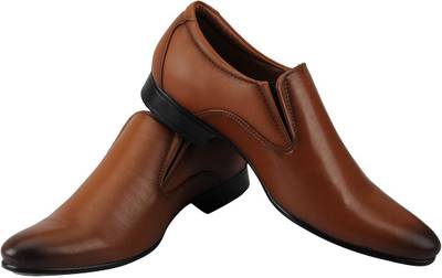 Bata Slip On