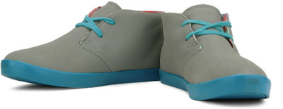 

Lotto Seventy Sneakers For Men(Grey, Blue), Cement;blue rays