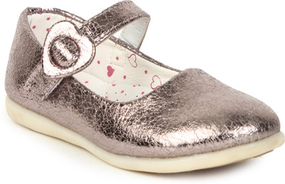 

Do Bhai Girls, Grey
