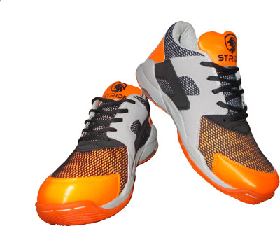 

Port Labron Art 160 Badminton Shoes For Men(Orange, White