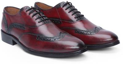 Brune Lace Up
