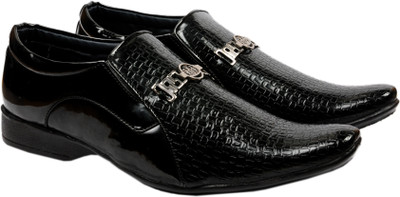 

Vedano Slip On For Men(Black