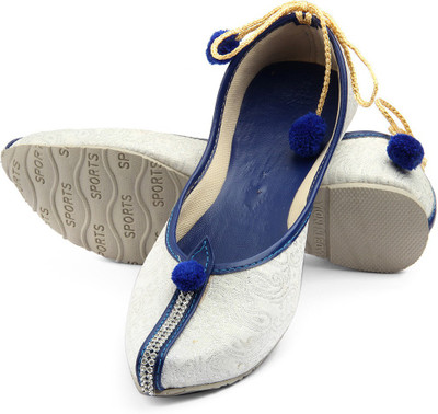 

Tashi White Blue Jutti Jutis For Women(White, Blue