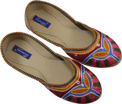 

Tamanna Leaf handicraft For Women(Multicolor