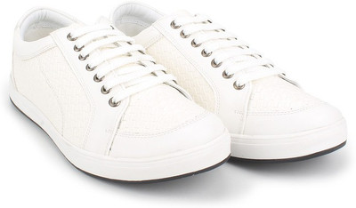 

Knotty Derby Carrow Stitch Corporate Casuals For Men(White