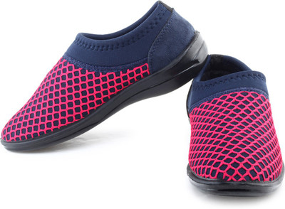 

Lancer Casual Shoes For Women(Pink, Blue)