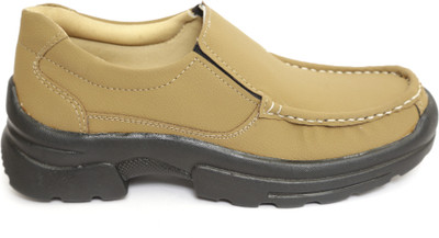 

KIK Casual Shoes For Men(Olive)