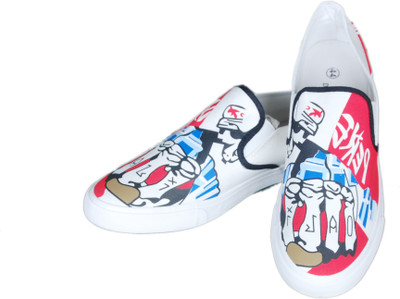 

Dry Super S6007RBW Canvas Shoes For Men(Multicolor), Printed white