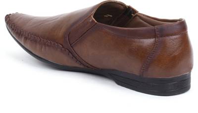 Baaj Slip On