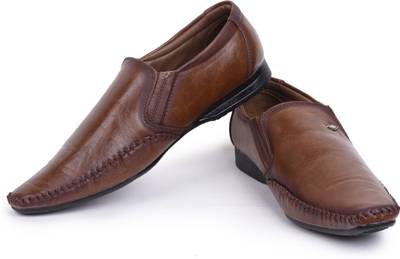 Baaj Slip On