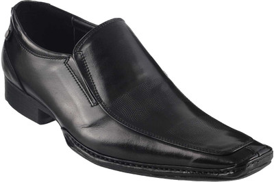 

Metro Davinchi Slip On Shoes For Men(Black, 11;black