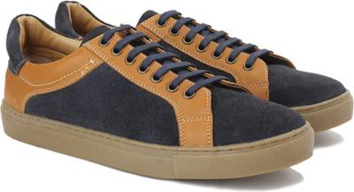 Ruosh Sneaker