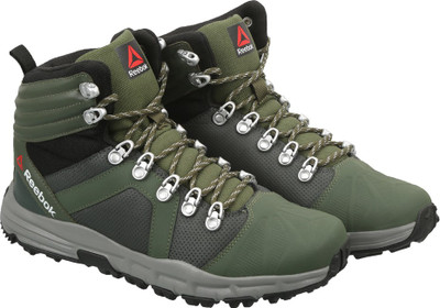 

REEBOK OUTDOOR VOYAGER MID Outdoor Shoes For Men(Green, Grn/dark sage/blk/grey