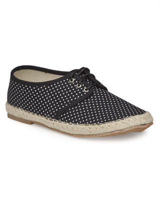 

Larissa & Bella Sneakers For Women(Black, Beige