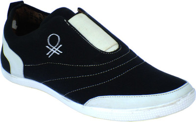 

Reveller Black Diamond Casual Shoes For Men(Black)