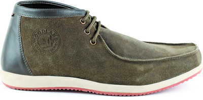 

Woodland Leather Outdoor shoes For Men(Green, Olive green