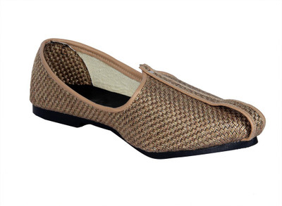 

Panahi Boys, Brown