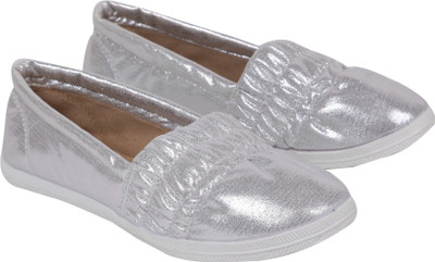 

Ilo Stylish Loafers For Women(Silver
