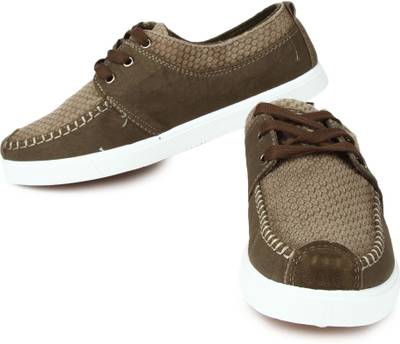 Spunk Roadster Sneakers