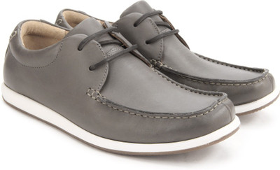 

Clarks Newton Energy Men Genuine Leather Sneakers For Men(Grey, Dark grey