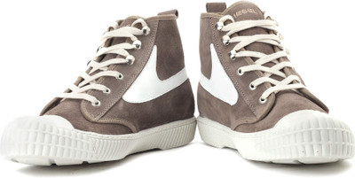 

Diesel Draags94 Men Sneakers For Men(Brown, White, T8040