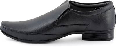 Baaj Slip On