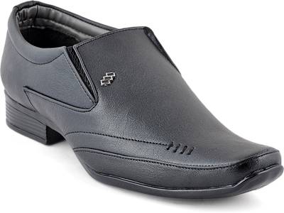 Baaj Slip On