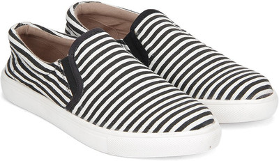 

Miss CL By Carlton London CLL-3610 Canvas Shoes For Women(Black, White, Blackcan