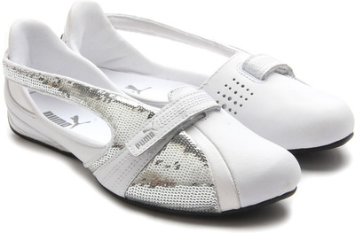 

Puma Sports Shoe For Women(White, White-silver