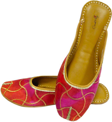 

Coral Haze Jutis For Women(Multicolor