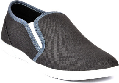 

Footlodge Casual Shoes For Men(Grey