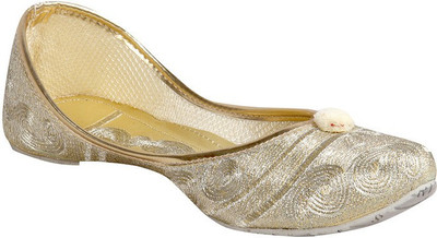 

Panahi Golden Jari Partywear Mojaris Shoes Mojaris For Women(Gold