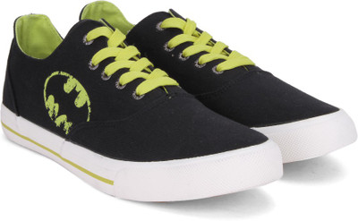 

Batman BATMAN CANVAS Canvas Sneakers For Men(Black, Yellow
