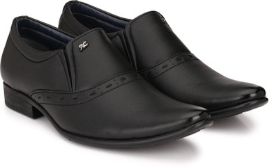 

Ruggero Advance Slip On For Men(Black